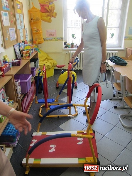 Zdjęcie w galerii na portalu naszraciborz.pl: 7 oddziałów klas pierwszych i drugich SP 1 w nowym budynku przy Cecylii wiadomości z regionu