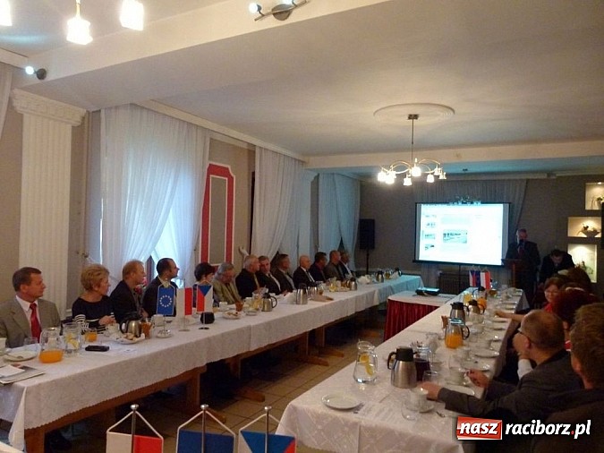 Zdjęcie w galerii na portalu naszraciborz.pl: Rajd rowerowy na otwarcie punktu widokowego wiadomości z regionu