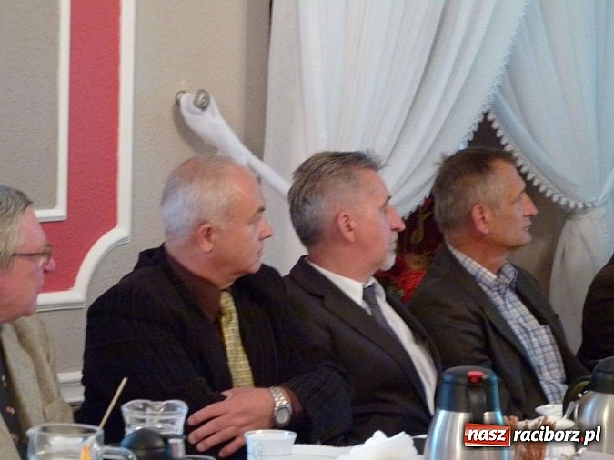 Zdjęcie w galerii na portalu naszraciborz.pl: Rajd rowerowy na otwarcie punktu widokowego wiadomości z regionu