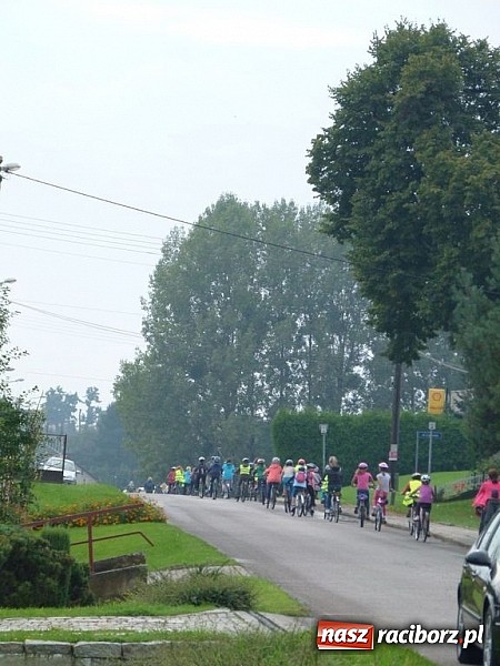 Zdjęcie w galerii na portalu naszraciborz.pl: Rajd rowerowy na otwarcie punktu widokowego wiadomości z regionu