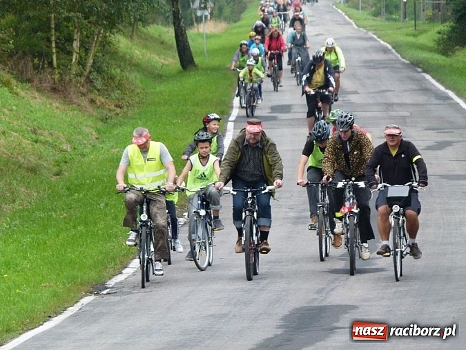 Zdjęcie w galerii na portalu naszraciborz.pl: Rajd rowerowy na otwarcie punktu widokowego wiadomości z regionu