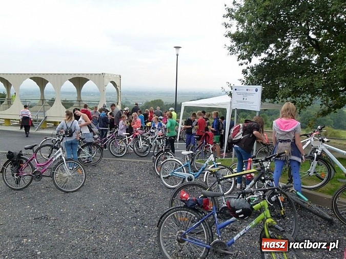 Zdjęcie w galerii na portalu naszraciborz.pl: Rajd rowerowy na otwarcie punktu widokowego wiadomości z regionu