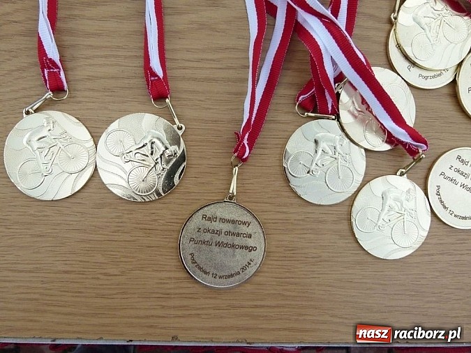 Zdjęcie w galerii na portalu naszraciborz.pl: Rajd rowerowy na otwarcie punktu widokowego wiadomości z regionu