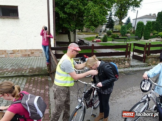 Zdjęcie w galerii na portalu naszraciborz.pl: Rajd rowerowy na otwarcie punktu widokowego wiadomości z regionu