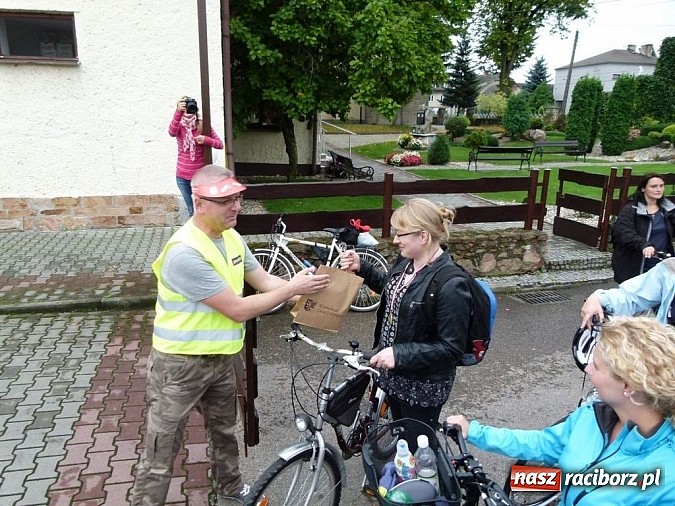 Zdjęcie w galerii na portalu naszraciborz.pl: Rajd rowerowy na otwarcie punktu widokowego wiadomości z regionu
