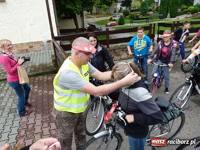 Zdjęcie w galerii na portalu naszraciborz.pl: Rajd rowerowy na otwarcie punktu widokowego wiadomości z regionu