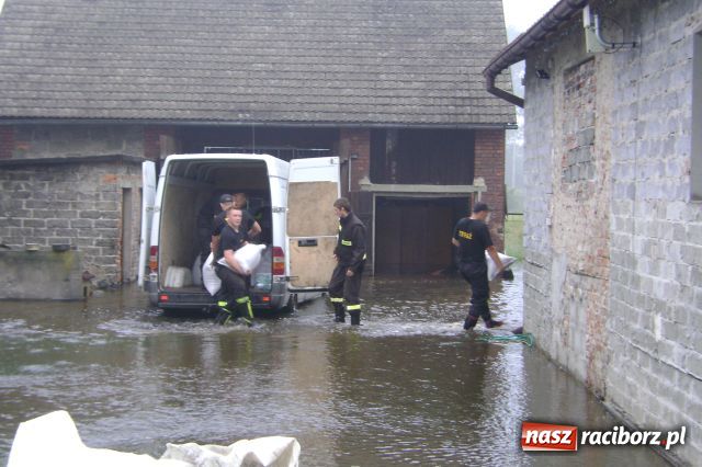 Zdjęcie w galerii na portalu naszraciborz.pl: POWÓDŹ w Nędzy - podtopione domostwa wiadomości z regionu