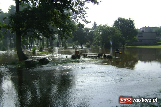 Zdjęcie w galerii na portalu naszraciborz.pl: POWÓDŹ w Nędzy - podtopione domostwa wiadomości z regionu