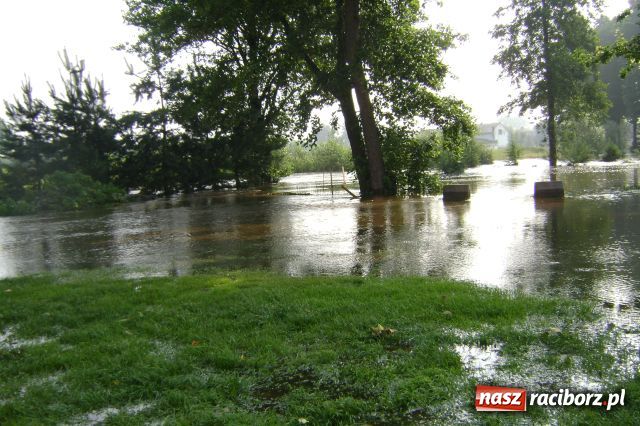 Zdjęcie w galerii na portalu naszraciborz.pl: POWÓDŹ w Nędzy - podtopione domostwa wiadomości z regionu