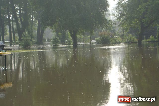 Zdjęcie w galerii na portalu naszraciborz.pl: POWÓDŹ w Nędzy - podtopione domostwa wiadomości z regionu