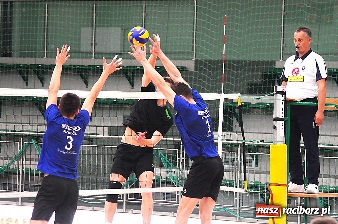 Zdjęcie w galerii na portalu naszraciborz.pl: Triumf Austriaków w międzynarodowym turnieju o puchar prezydenta wiadomości z regionu