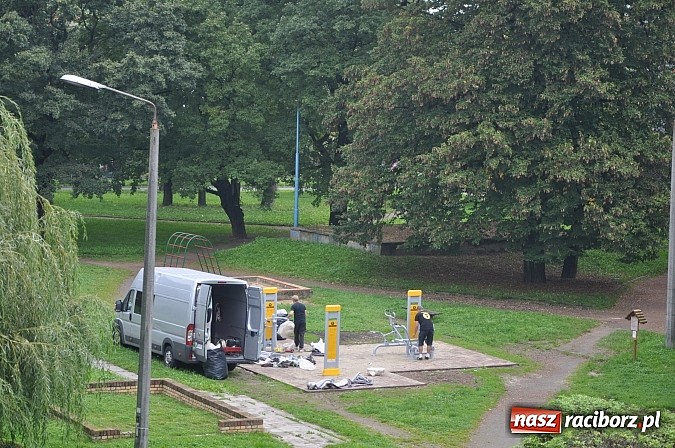 Zdjęcie w galerii na portalu naszraciborz.pl: Racibórz ma kolejną siłownię pod chmurką wiadomości z regionu