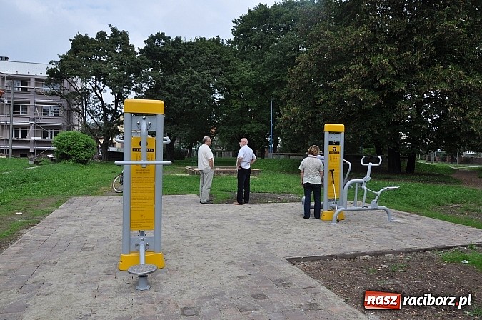 Zdjęcie w galerii na portalu naszraciborz.pl: Racibórz ma kolejną siłownię pod chmurką wiadomości z regionu