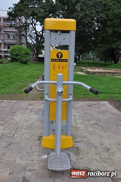 Zdjęcie w galerii na portalu naszraciborz.pl: Racibórz ma kolejną siłownię pod chmurką wiadomości z regionu