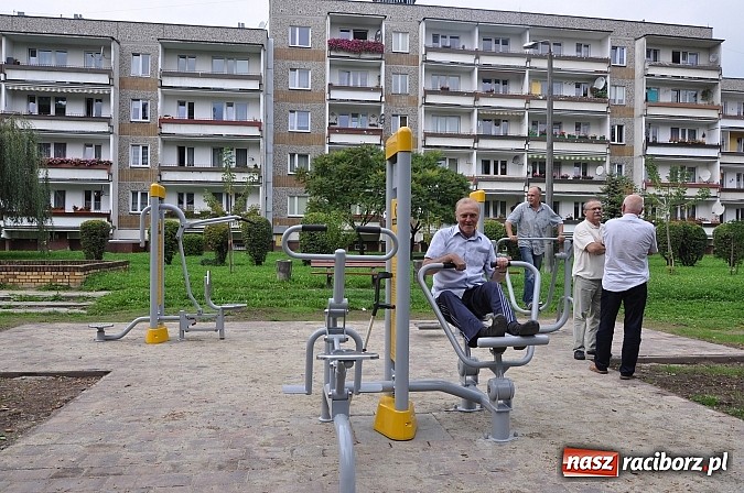 Zdjęcie w galerii na portalu naszraciborz.pl: Racibórz ma kolejną siłownię pod chmurką wiadomości z regionu