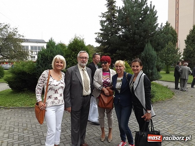 Zdjęcie w galerii na portalu naszraciborz.pl: Spotkanie po latach, czyli zjazd absolwent&oacute;w Studium, Kolegium i PWSZ wiadomości z regionu