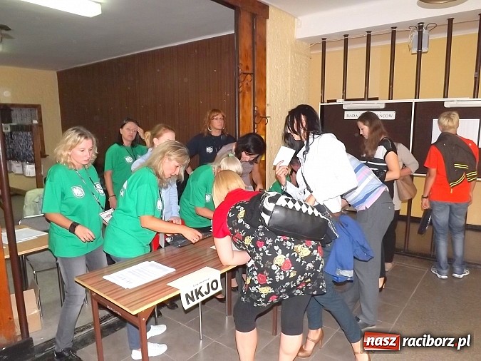 Zdjęcie w galerii na portalu naszraciborz.pl: Spotkanie po latach, czyli zjazd absolwent&oacute;w Studium, Kolegium i PWSZ wiadomości z regionu