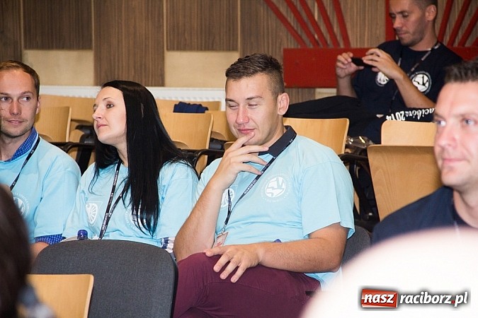 Zdjęcie w galerii na portalu naszraciborz.pl: Spotkanie po latach, czyli zjazd absolwent&oacute;w Studium, Kolegium i PWSZ wiadomości z regionu