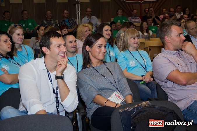Zdjęcie w galerii na portalu naszraciborz.pl: Spotkanie po latach, czyli zjazd absolwent&oacute;w Studium, Kolegium i PWSZ wiadomości z regionu