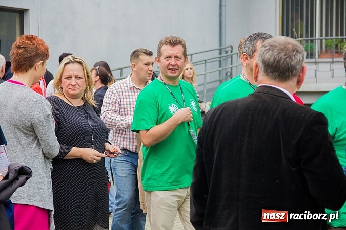 Zdjęcie w galerii na portalu naszraciborz.pl: Spotkanie po latach, czyli zjazd absolwent&oacute;w Studium, Kolegium i PWSZ wiadomości z regionu