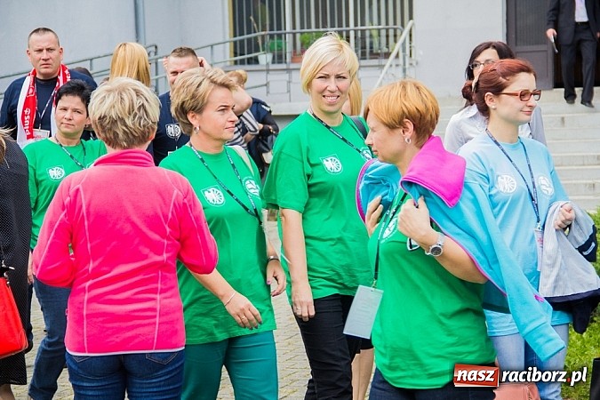 Zdjęcie w galerii na portalu naszraciborz.pl: Spotkanie po latach, czyli zjazd absolwent&oacute;w Studium, Kolegium i PWSZ wiadomości z regionu