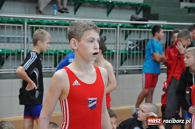 Zdjęcie w galerii na portalu naszraciborz.pl: Młodzi zapaśnicy rywalizowali w Arenie Rafako wiadomości z regionu