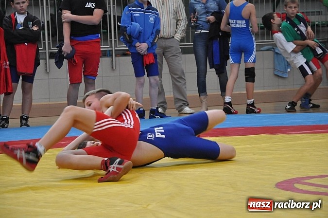 Zdjęcie w galerii na portalu naszraciborz.pl: Młodzi zapaśnicy rywalizowali w Arenie Rafako wiadomości z regionu