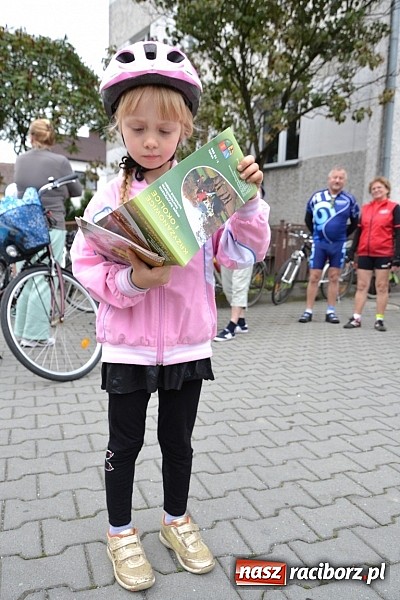 Zdjęcie w galerii na portalu naszraciborz.pl: Ponad dwustu cyklistów na otwarciu nowej ścieżki rowerowej - Hackiej Cesty wiadomości z regionu