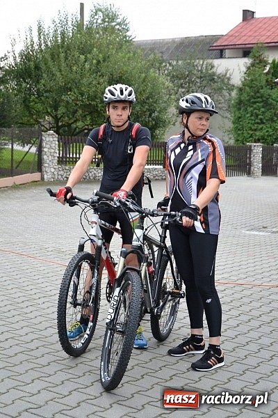 Zdjęcie w galerii na portalu naszraciborz.pl: Ponad dwustu cyklistów na otwarciu nowej ścieżki rowerowej - Hackiej Cesty wiadomości z regionu