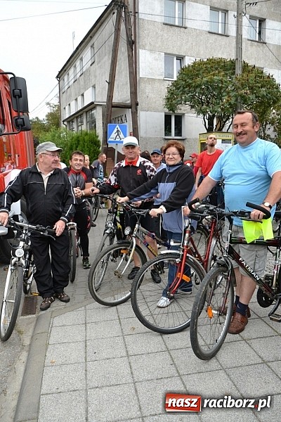 Zdjęcie w galerii na portalu naszraciborz.pl: Ponad dwustu cyklistów na otwarciu nowej ścieżki rowerowej - Hackiej Cesty wiadomości z regionu