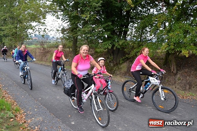 Zdjęcie w galerii na portalu naszraciborz.pl: Ponad dwustu cyklistów na otwarciu nowej ścieżki rowerowej - Hackiej Cesty wiadomości z regionu