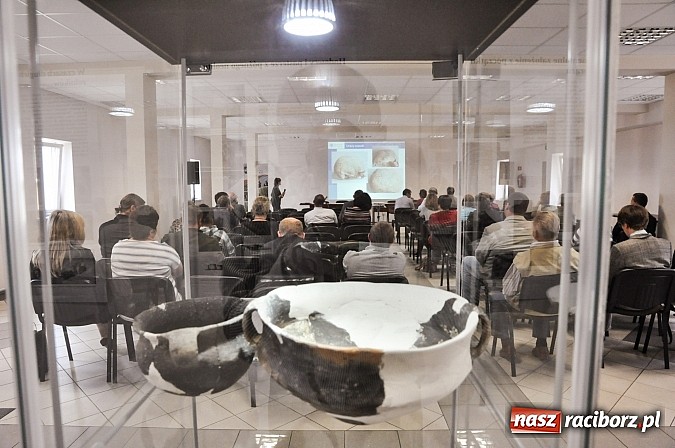 Zdjęcie w galerii na portalu naszraciborz.pl: Pietrowice Wielkie i Kornice znajdą się w podręcznikach archeologii wiadomości z regionu