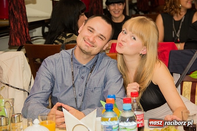 Zdjęcie w galerii na portalu naszraciborz.pl: Bal absolwentów PWSZ, Studium i Kolegium wiadomości z regionu