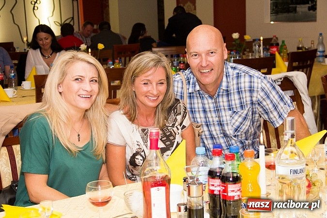 Zdjęcie w galerii na portalu naszraciborz.pl: Bal absolwentów PWSZ, Studium i Kolegium wiadomości z regionu