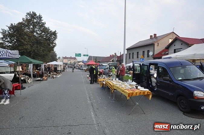 Zdjęcie w galerii na portalu naszraciborz.pl: Jesienny Jarmark na Granicy w Chałupkach wiadomości z regionu