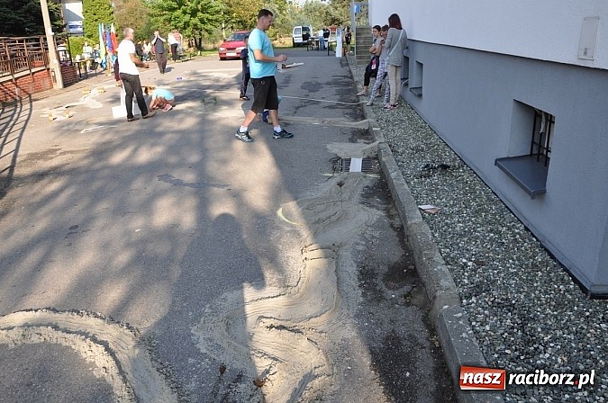 Zdjęcie w galerii na portalu naszraciborz.pl: Znamy nowych mistrz&oacute;w świata w grze w... kapsle wiadomości z regionu