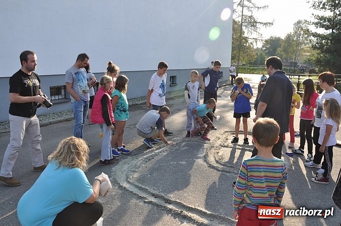 Zdjęcie w galerii na portalu naszraciborz.pl: Znamy nowych mistrz&oacute;w świata w grze w... kapsle wiadomości z regionu