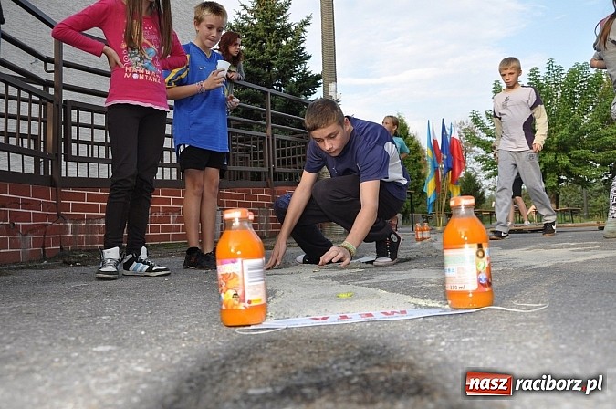 Zdjęcie w galerii na portalu naszraciborz.pl: Znamy nowych mistrz&oacute;w świata w grze w... kapsle wiadomości z regionu