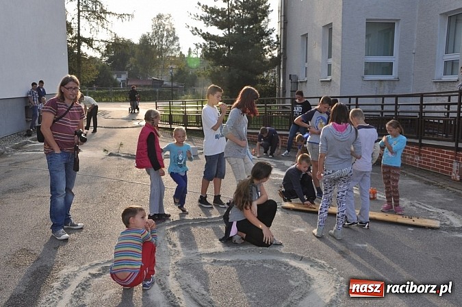 Zdjęcie w galerii na portalu naszraciborz.pl: Znamy nowych mistrz&oacute;w świata w grze w... kapsle wiadomości z regionu