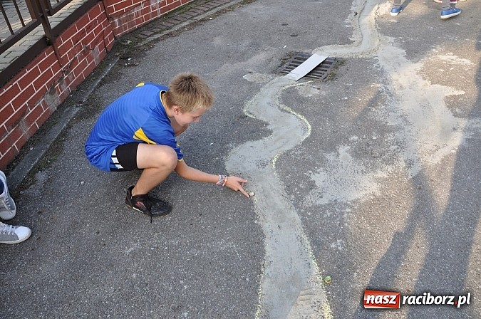 Zdjęcie w galerii na portalu naszraciborz.pl: Znamy nowych mistrz&oacute;w świata w grze w... kapsle wiadomości z regionu