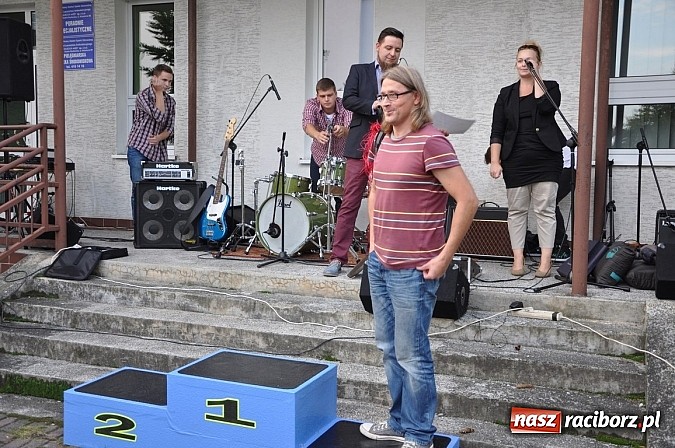 Zdjęcie w galerii na portalu naszraciborz.pl: Znamy nowych mistrz&oacute;w świata w grze w... kapsle wiadomości z regionu