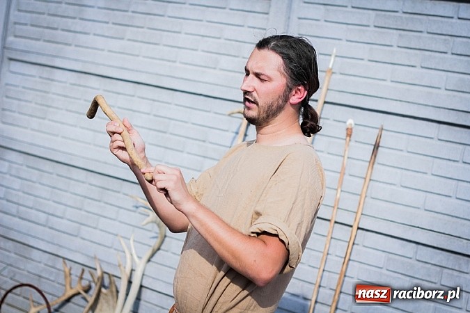 Zdjęcie w galerii na portalu naszraciborz.pl: Piknik archeologiczny w Pietrowicach Wielkich wiadomości z regionu