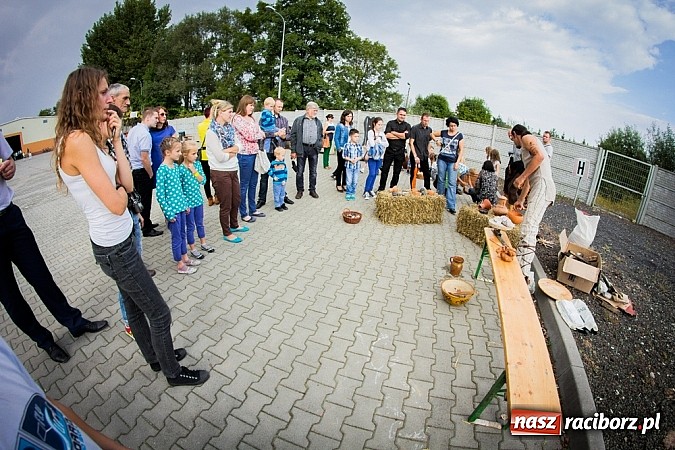 Zdjęcie w galerii na portalu naszraciborz.pl: Piknik archeologiczny w Pietrowicach Wielkich wiadomości z regionu