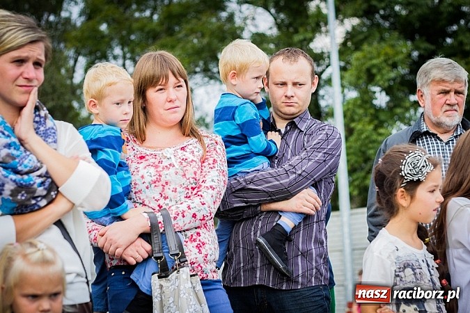 Zdjęcie w galerii na portalu naszraciborz.pl: Piknik archeologiczny w Pietrowicach Wielkich wiadomości z regionu