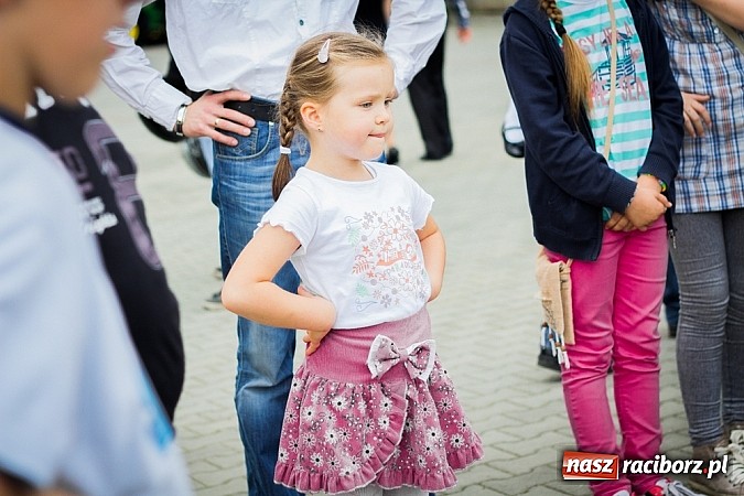 Zdjęcie w galerii na portalu naszraciborz.pl: Piknik archeologiczny w Pietrowicach Wielkich wiadomości z regionu