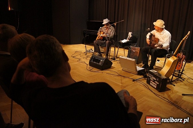 Zdjęcie w galerii na portalu naszraciborz.pl: Harmonica Hinds & Harsh Guitar Mark w RCK  wiadomości z regionu