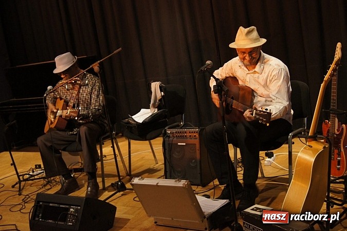 Zdjęcie w galerii na portalu naszraciborz.pl: Harmonica Hinds & Harsh Guitar Mark w RCK  wiadomości z regionu