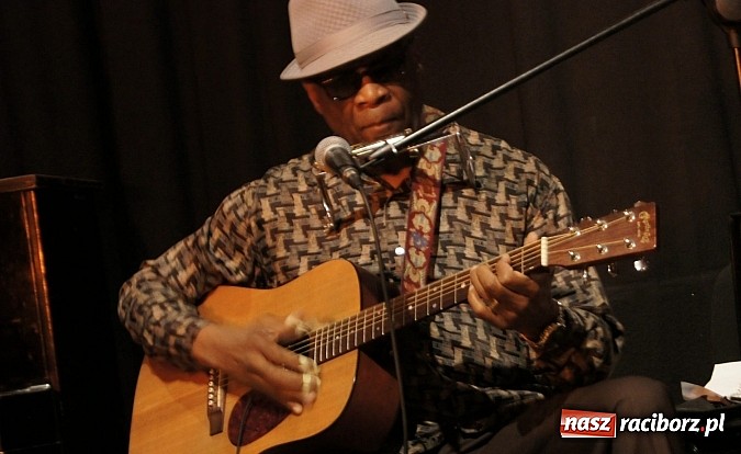 Zdjęcie w galerii na portalu naszraciborz.pl: Harmonica Hinds & Harsh Guitar Mark w RCK  wiadomości z regionu