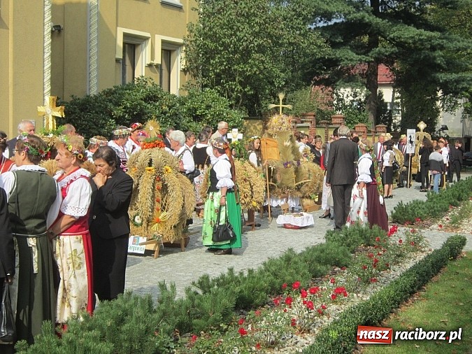 Zdjęcie w galerii na portalu naszraciborz.pl: Diecezjalne dożynkowanie w Rudach wiadomości z regionu