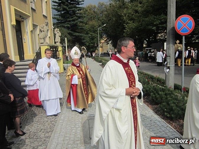 Zdjęcie w galerii na portalu naszraciborz.pl: Diecezjalne dożynkowanie w Rudach wiadomości z regionu